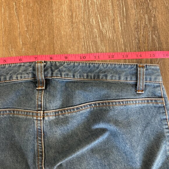 Theory Size 6 Boot-Cut Pocketless Jeans - Picture 6 of 9